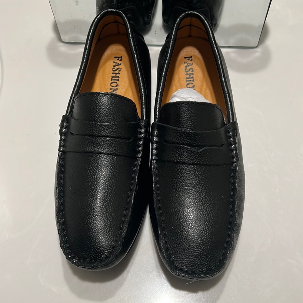 Shoes new size 40